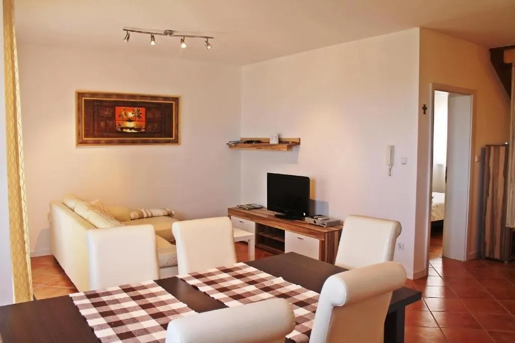 Apartment In Zambratija With Sea View, Balcony, Air Conditioning, Wifi